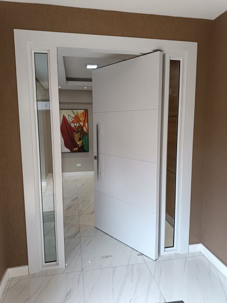 Porta de ACM - Cor Branca